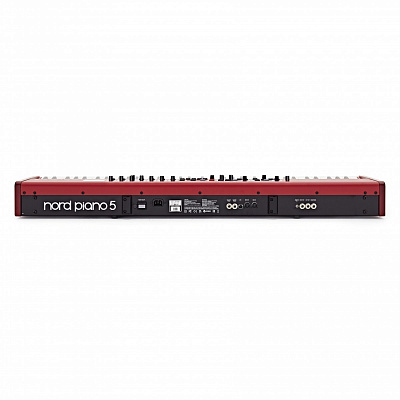 Сценическое цифровое пианино Clavia Nord Piano 5 73